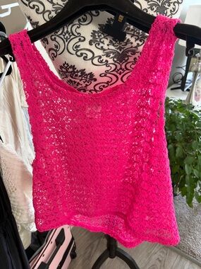 PINK - “NWOT” Women's Bright Pink Crochet Tank Top